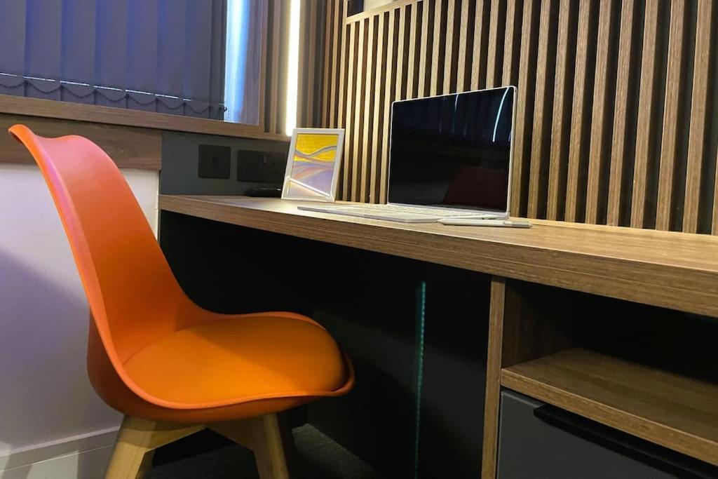 Unwind In Style, One-bedroom Haven 4c Close To Dmu * Leicester